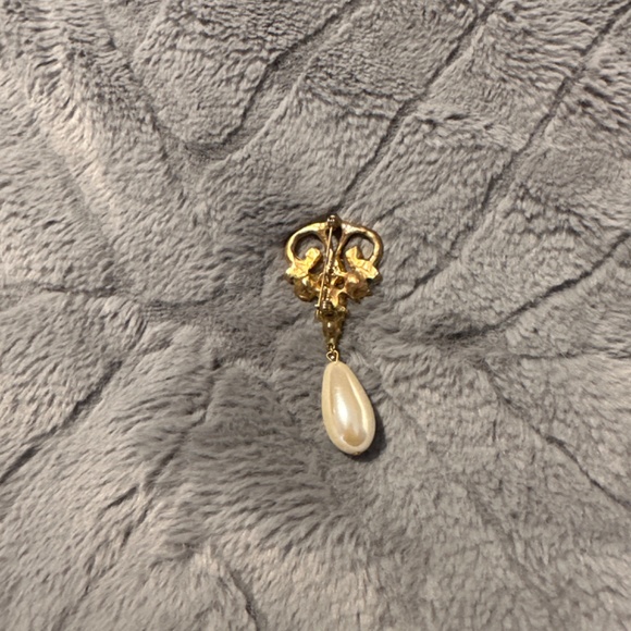 Beautiful brooch - Picture 3 of 4